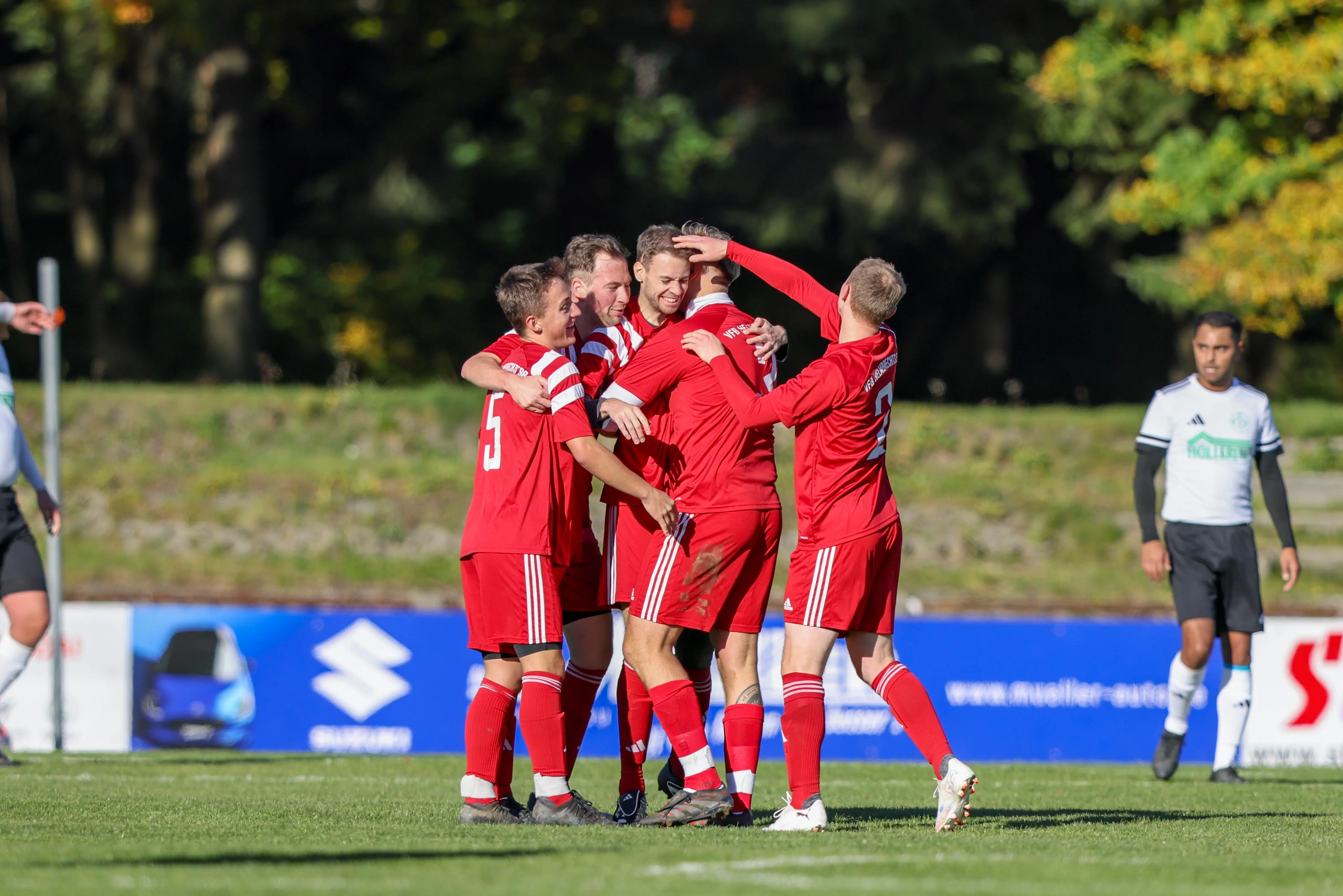 fc-frankenwald-spielszene-jubel-zum-3-1
